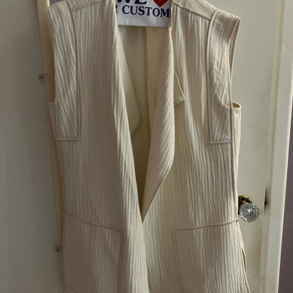 Moving sale 🚚 Worth vest
